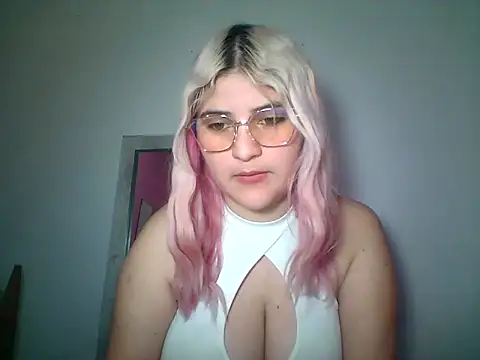 Deliciousbaby22 online show from July 27, 2026, 4:41 am