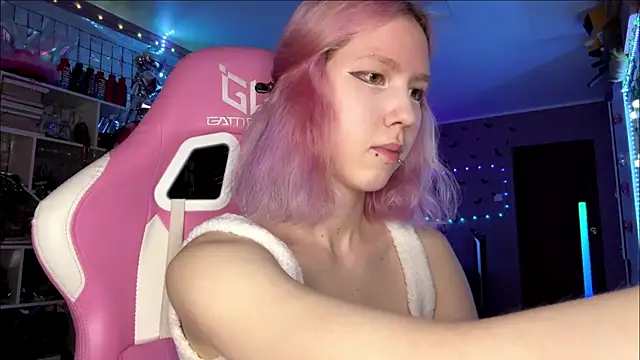 lonely bunny online show from July 17, 2026, 1:18 pm