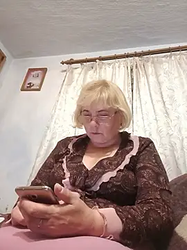 Elena Beautiful784 online show from July 28, 2026, 2:07 am