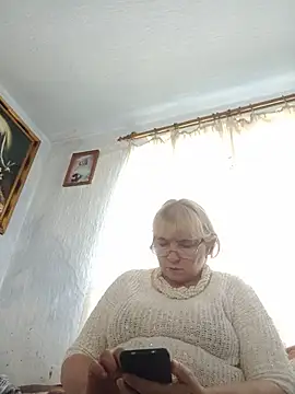 Elena Beautiful784 online show from July 28, 2026, 11:17 am