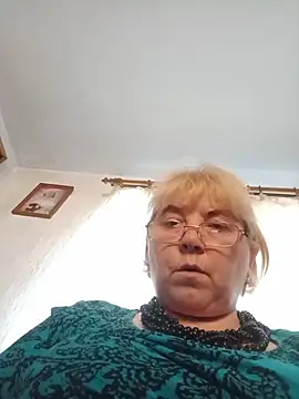 Elena Beautiful784 online show from July 28, 2026, 4:39 pm