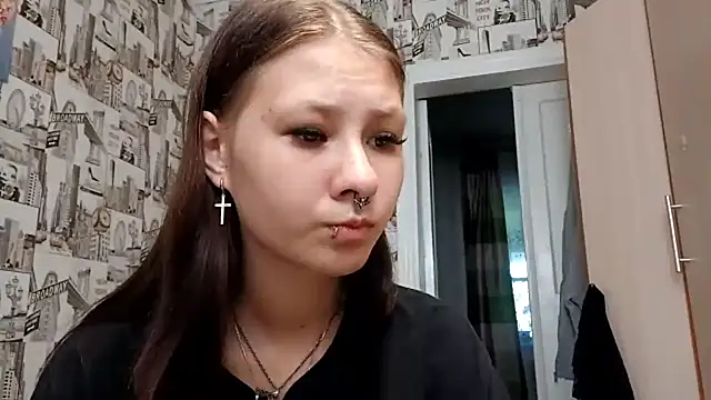 Snapshot of Just__Darling chatting on July 17, 2026, 2:34 pm Just Darling online show from July 17, 2026, 2:34 pm