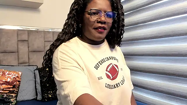 GIGI CAMPBEL online show from July 23, 2026, 12:14 pm
