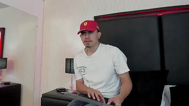 Snapshot of JadenJake chatting on July 20, 2026, 7:16 pm JadenJake online show from July 20, 2026, 7:16 pm