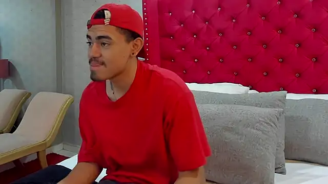 Snapshot of JadenJake chatting on July 29, 2026, 7:23 pm JadenJake online show from July 29, 2026, 7:23 pm