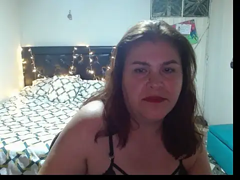 Snapshot of Pao_vi chatting on July 16, 2026, 2:39 am Pao vi online show from July 16, 2026, 2:39 am