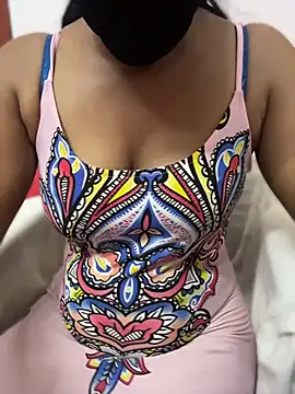 Snapshot of Tumhari_kalyani_mallu chatting on July 20, 2026, 8:39 am Tumhari kalyani mallu online show from July 20, 2026, 8:39 am