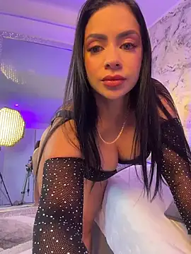 Snapshot of Charlottee_Harriz_ chatting on July 17, 2026, 7:19 pm Charlottee Harriz online show from July 17, 2026, 7:19 pm