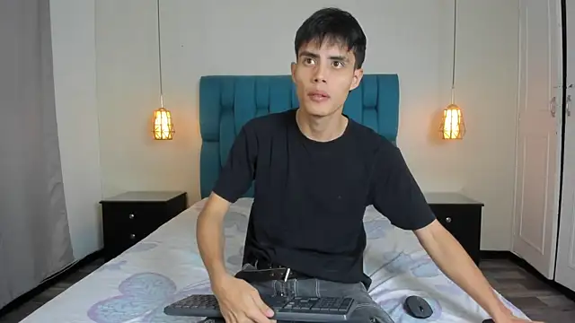 Snapshot of Thiago_Firee chatting on July 22, 2026, 11:46 am Thiago Firee online show from July 22, 2026, 11:46 am