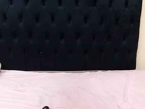 LilacKiss online show from July 30, 2026, 1:15 am