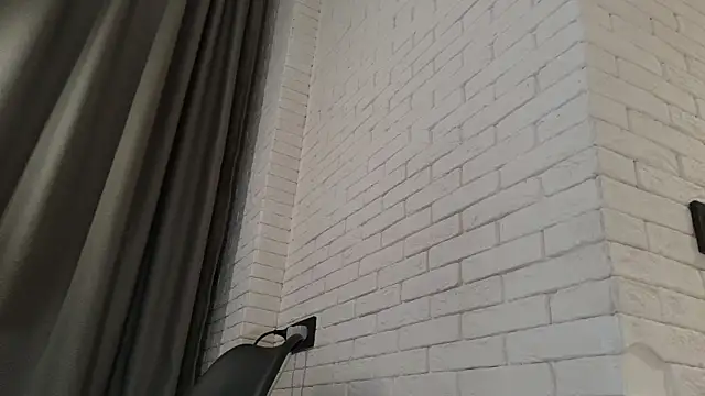 Snapshot of Alba_Casa chatting on July 14, 2026, 8:03 pm Alba Casa online show from July 14, 2026, 8:03 pm