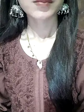 Snapshot of Amazing_Girl77 chatting on July 31, 2026, 7:35 pm Amazing Girl77 online show from July 31, 2026, 7:35 pm