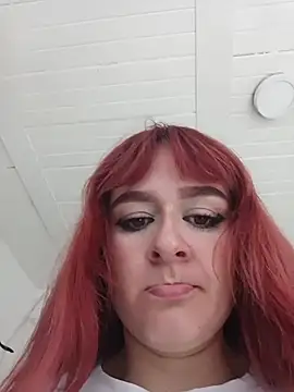 TwoCherries18 online show from July 26, 2026, 3:19 pm