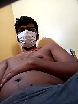 Snapshot of midnight_desire_guy chatting on July 17, 2026, 6:35 pm midnight desire guy online show from July 17, 2026, 6:35 pm