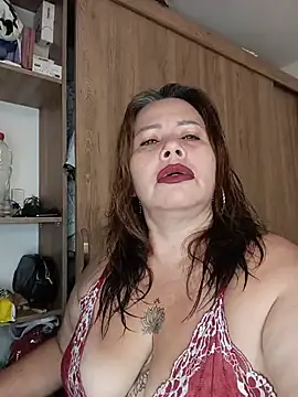 Snapshot of DulceAnahi_ chatting on July 14, 2026, 11:21 pm DulceAnahi online show from July 14, 2026, 11:21 pm