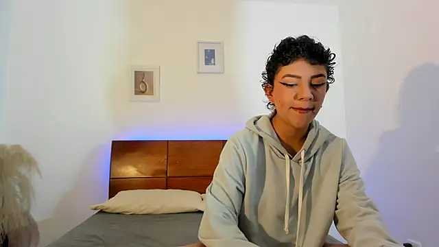 Snapshot of kade_demi chatting on July 22, 2026, 11:13 am kade demi online show from July 22, 2026, 11:13 am