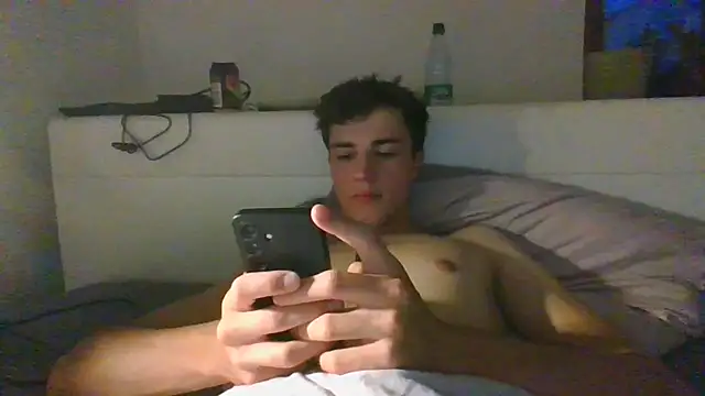 freshboy72 online show from July 22, 2026, 7:49 pm