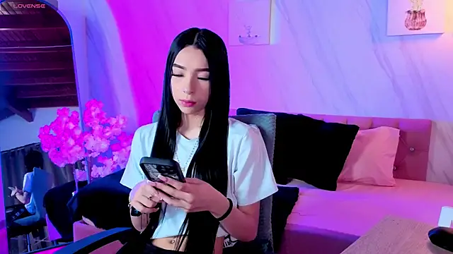 Tifanny M online show from July 21, 2026, 3:47 pm