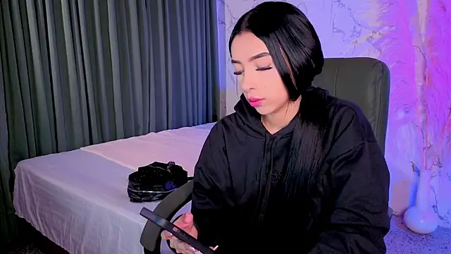 Tifanny M online show from July 25, 2026, 3:53 pm