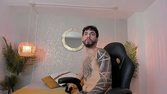 leviwolff online show from July 15, 2026, 3:34 am