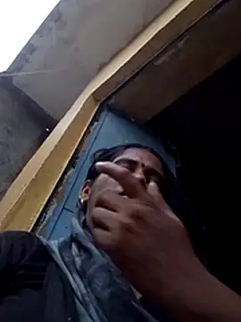 Rakhihot35 online show from July 19, 2026, 3:43 am