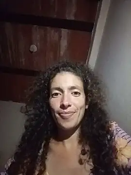 arianahillt online show from July 20, 2026, 3:43 am