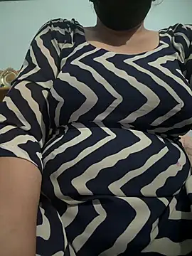 Snapshot of Punjabi_Bhabhi_07 chatting on July 21, 2026, 10:28 am Punjabi Bhabhi 07 online show from July 21, 2026, 10:28 am