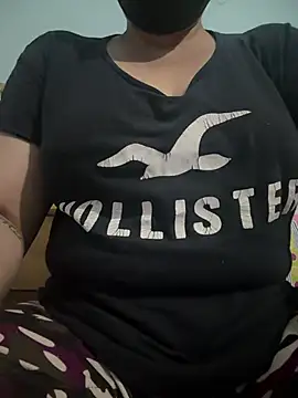 Snapshot of Punjabi_Bhabhi_07 chatting on July 24, 2026, 10:35 am Punjabi Bhabhi 07 online show from July 24, 2026, 10:35 am