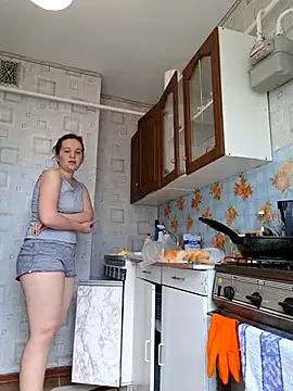 JeanneLoryzia online show from July 11, 2026, 7:33 am