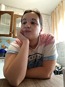JeanneLoryzia online show from July 23, 2026, 5:49 am