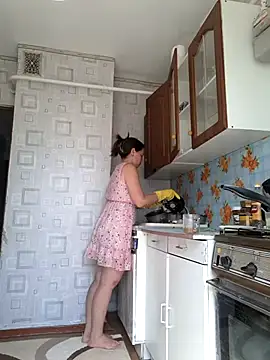 JeanneLoryzia online show from July 25, 2026, 10:35 am