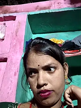 Snapshot of Cut_uma825 chatting on July 27, 2026, 4:14 pm Cut uma825 online show from July 27, 2026, 4:14 pm