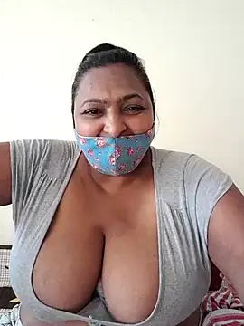 Dragongirl1313 online show from July 19, 2026, 9:24 am