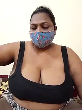 Dragongirl1313 online show from July 26, 2026, 9:43 pm