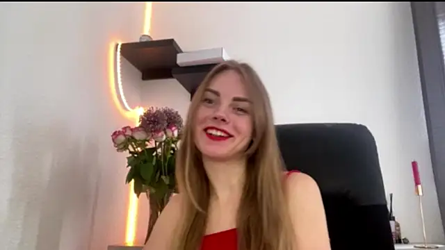 SunnyStrike online show from July 23, 2026, 9:18 am