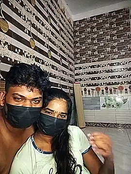 Snapshot of Tamil_555_Couples chatting on July 16, 2026, 9:15 am Tamil 555 Couples online show from July 16, 2026, 9:15 am