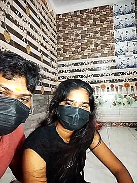 Snapshot of Tamil_555_Couples chatting on July 17, 2026, 9:27 am Tamil 555 Couples online show from July 17, 2026, 9:27 am