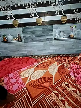 Snapshot of Tamil_555_Couples chatting on July 24, 2026, 4:21 am Tamil 555 Couples online show from July 24, 2026, 4:21 am