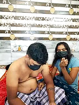 Snapshot of Tamil_555_Couples chatting on July 27, 2026, 7:04 am Tamil 555 Couples online show from July 27, 2026, 7:04 am