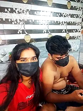 Snapshot of Tamil_555_Couples chatting on July 27, 2026, 7:10 pm Tamil 555 Couples online show from July 27, 2026, 7:10 pm