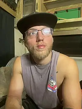 Snapshot of dilf_96 chatting on July 21, 2026, 5:32 am dilf 96 online show from July 21, 2026, 5:32 am
