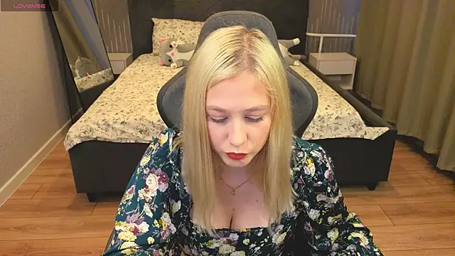 AmeliaxCandy online show from July 22, 2026, 9:34 am