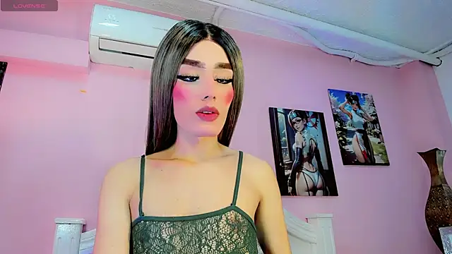 MIRANDA DOLLS online show from July 18, 2026, 8:12 pm