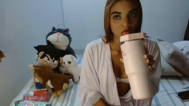 Snapshot of Raya_velvet chatting on July 27, 2026, 11:34 pm Raya velvet online show from July 27, 2026, 11:34 pm