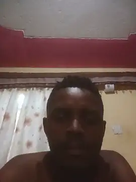 Snapshot of Toti_001 chatting on July 17, 2026, 3:18 pm Toti 001 online show from July 17, 2026, 3:18 pm