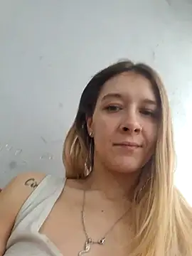Snapshot of flortemptationn chatting on July 28, 2026, 2:57 pm flortemptationn online show from July 28, 2026, 2:57 pm