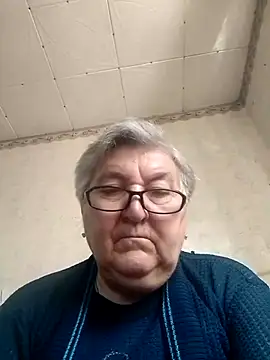 Snapshot of PanterochkaCharm chatting on July 12, 2026, 5:20 am PanterochkaCharm online show from July 12, 2026, 5:20 am