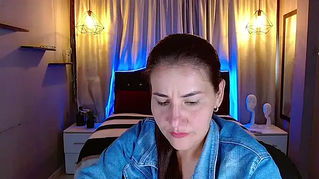 kathekitten online show from July 24, 2026, 7:56 pm