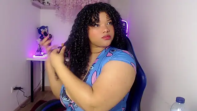 anna curly18 online show from July 24, 2026, 8:40 pm
