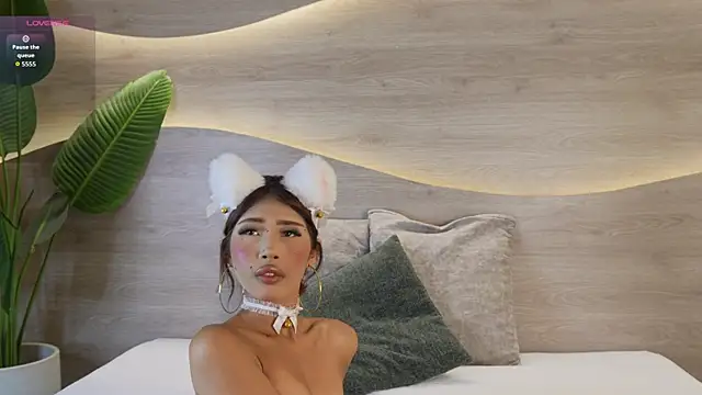 Snapshot of Bella_Doll__ chatting on July 20, 2026, 5:33 am Bella Doll online show from July 20, 2026, 5:33 am